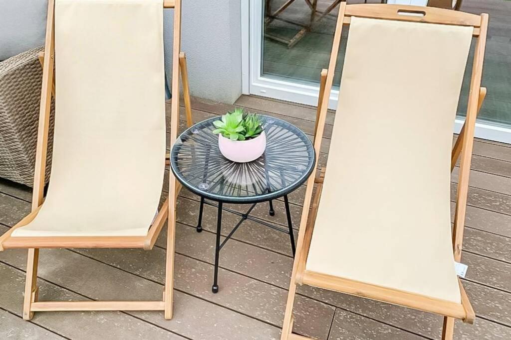 Gaestetraum Mit Wunderschoenem Ausblick Und Garten Apartment Muhldorf Bei Feldbach Exterior photo
