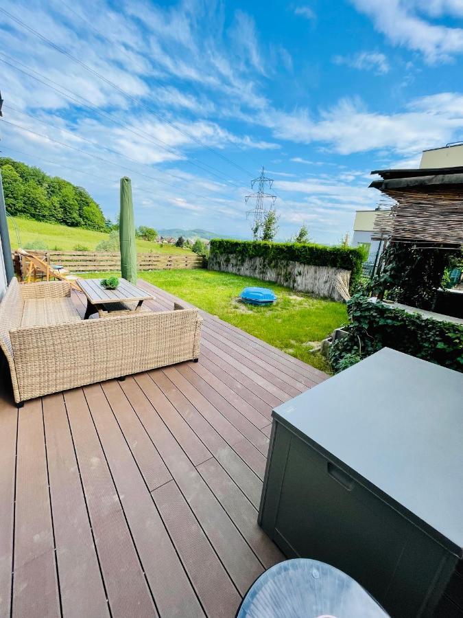 Gaestetraum Mit Wunderschoenem Ausblick Und Garten Apartment Muhldorf Bei Feldbach Exterior photo